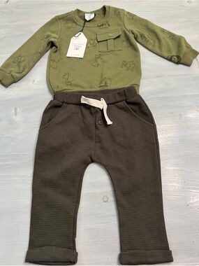 Bon Bebe Olive Green Sweatshirt with animals & Dark Brown Jogger Set - 12 mos